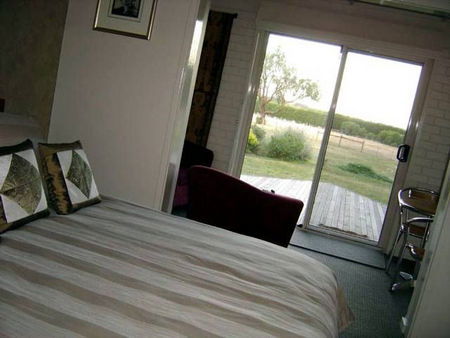 South Beach Haven - Dalby Accommodation 2