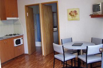 Big 4 Castlemaine Gardens Holiday Park - Dalby Accommodation 1