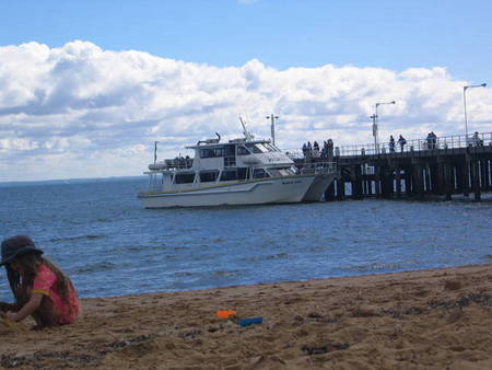 Cowes Haven - Dalby Accommodation 5