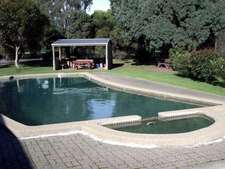 Tandara Caravan Park - Dalby Accommodation 2