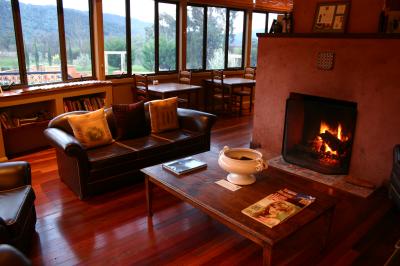 Villa Gusto - Dalby Accommodation 3