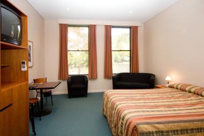 La Trobe At Beechworth - Dalby Accommodation 5