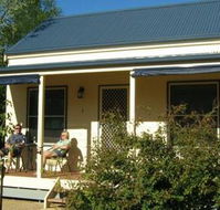 Alpine Valley Cottages - Dalby Accommodation