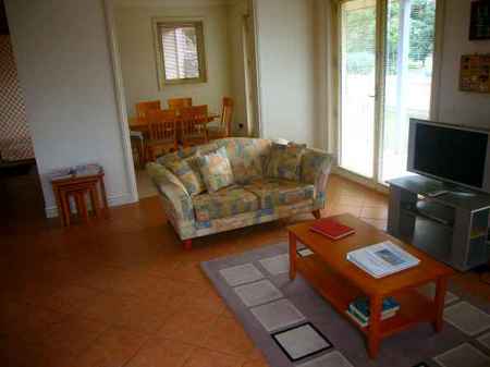 Dockside Waterfront Indulgence - Dalby Accommodation 4