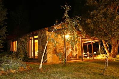 Wombat Hills Cottages - Dalby Accommodation 0
