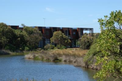 Inlet Beach Apartments - Dalby Accommodation 3