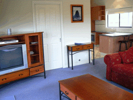 Apollo Bay Hideaway - Dalby Accommodation 0