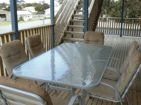 Apollo Bay Hideaway - Dalby Accommodation 1
