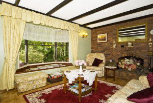 Curtis Falls Mountain Retreat - Dalby Accommodation 1