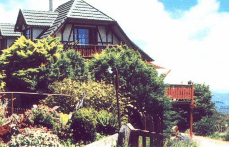Christel and Tony's Chalet - Dalby Accommodation