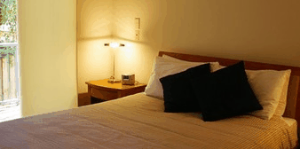 Sanctuary Lake Apartments - Dalby Accommodation 1