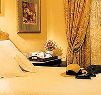 Clifton Lodge - Dalby Accommodation