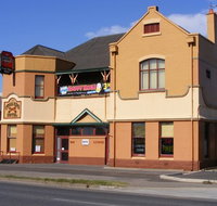 Cross Keys Hotel - Dalby Accommodation