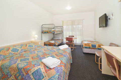 Carrum Downs Holiday Park - Dalby Accommodation 1
