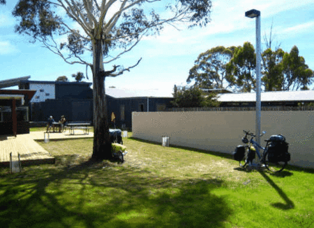 Swansea Backpacker Lodge - Dalby Accommodation 2