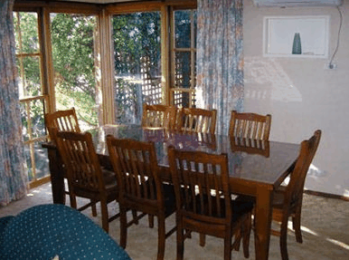 Mansfield House - Dalby Accommodation 3