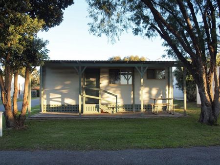 Albany Holiday Park - Dalby Accommodation 1