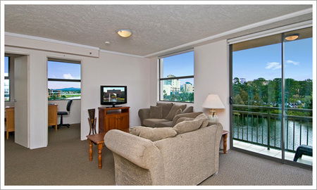 Varsity Towers (bond University) - Dalby Accommodation 3