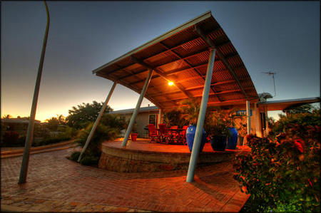 Samson Beach Chalets - Dalby Accommodation 0