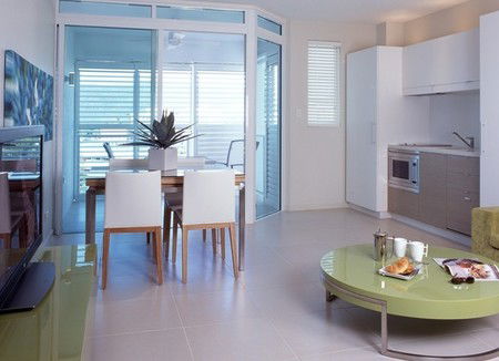 201 Lake Street - Dalby Accommodation 2
