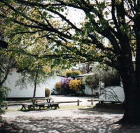 Silverwater Holiday Flats - Dalby Accommodation