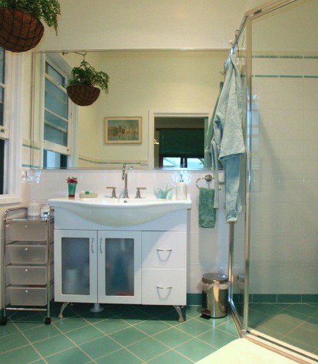 Pratically Lakeside B & B - Dalby Accommodation 2