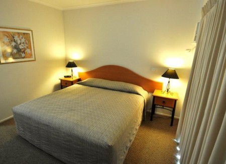 Heritage Cairns - Dalby Accommodation 2