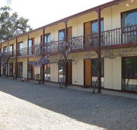 Central Motor Inn Wentworth - Dalby Accommodation