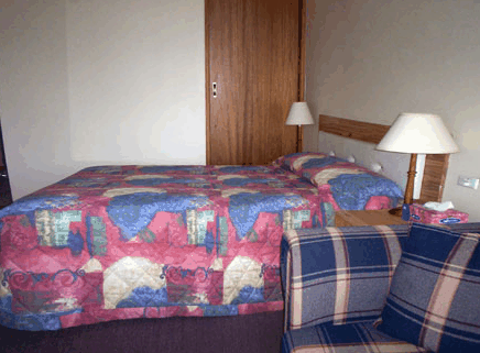 Lakeside Motor Inn - Dalby Accommodation 1