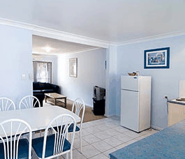 Dolphins Of Mollymook Motel - Dalby Accommodation 1