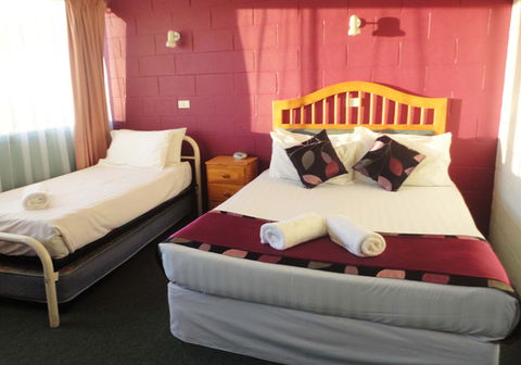 Town Palms Motel - Dalby Accommodation 2