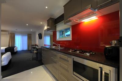 The Gateway Village Holiday Park - Dalby Accommodation 1