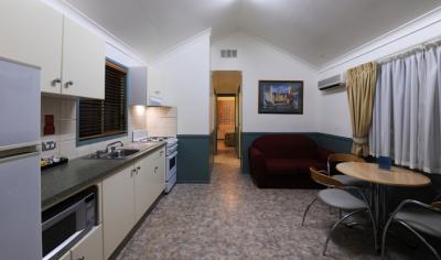 The Gateway Village Holiday Park - Dalby Accommodation 8