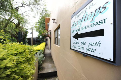 Rooftops Bed & Breakfast - Dalby Accommodation 0