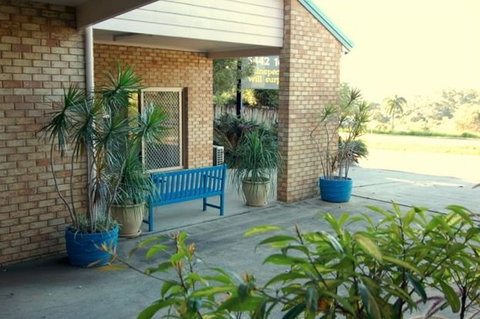 Sunshine Coast Motor Lodge - Dalby Accommodation 2