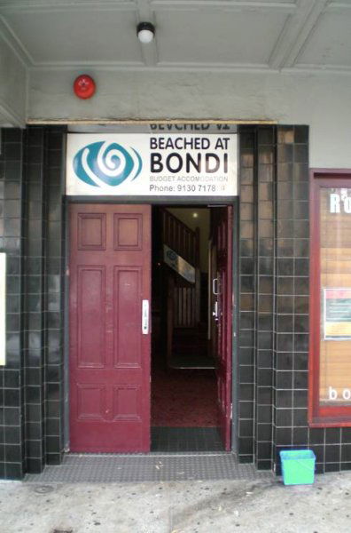 Beached At Bondi - Dalby Accommodation 0
