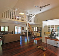 Acacia Dreaming At Light On Retreat - Dalby Accommodation