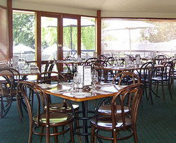 Oakbank Hotel - Dalby Accommodation 1