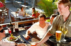 Mona Vale Hotel - Dalby Accommodation 1