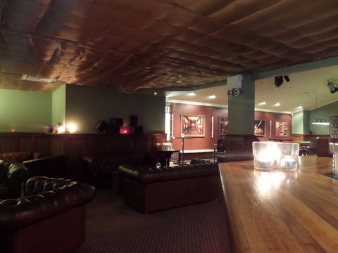 Castle Hill Tavern - Dalby Accommodation 4