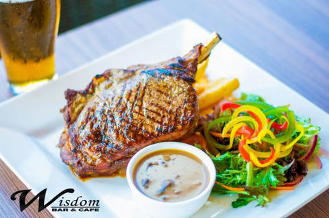 PAUL'S SEAFOOD ON GOUGER - Dalby Accommodation 1