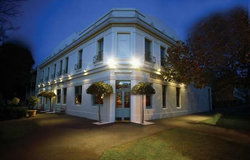 O'Connells Centenary Hotel - Dalby Accommodation 0