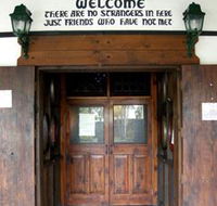 Hibiscus Tavern - Dalby Accommodation