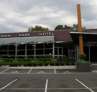 Sandown Park Hotel - Dalby Accommodation