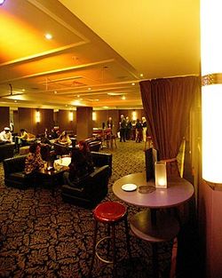 Statement Lounge Bar - Dalby Accommodation 1