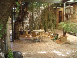Pratty's Patch - Dalby Accommodation 1