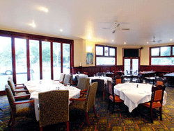 Albion Hotel Port Melbourne - Dalby Accommodation 3