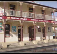 Elwick Hotel - Dalby Accommodation