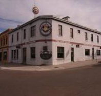 Club Hotel Bairnsdale - Dalby Accommodation