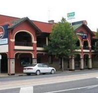 Commercial Hotel Benalla - Dalby Accommodation